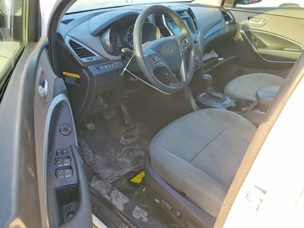 5NMZU3LBXHH023792 2017 HYUNDAI SANTA FE - Image 8