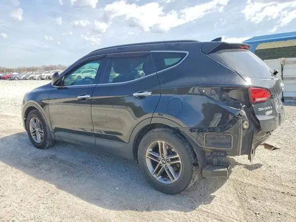 5NMZU3LBXHH025932 2017 HYUNDAI SANTA FE - Image 2