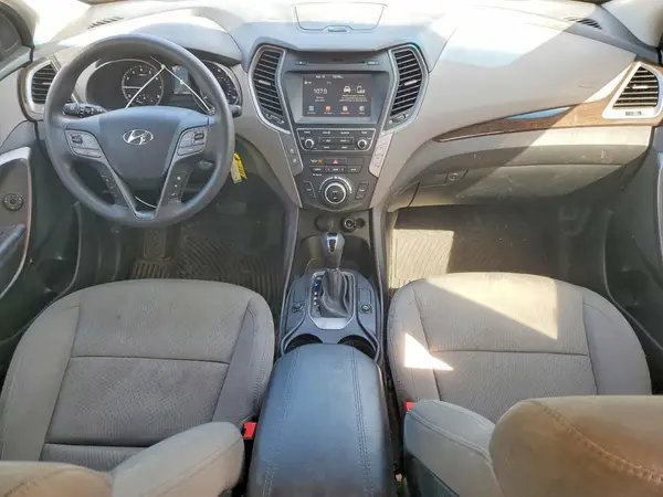 5NMZU3LBXHH025932 2017 HYUNDAI SANTA FE - Image 8