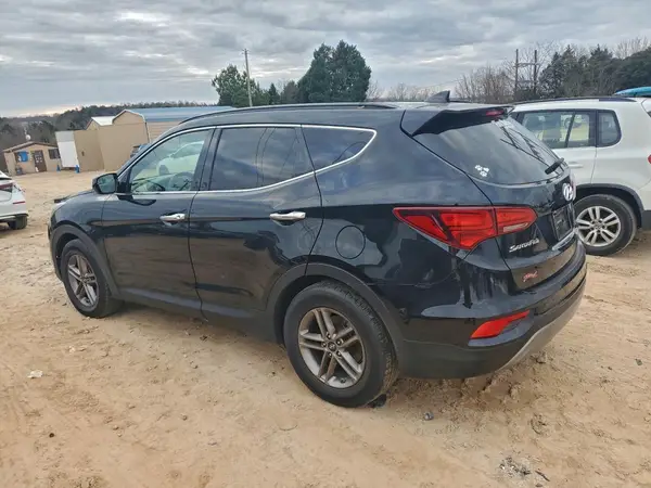 5NMZU3LBXHH028569 2017 HYUNDAI SANTA FE - Image 2