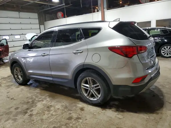 5NMZU3LBXHH031570 2017 HYUNDAI SANTA FE - Image 2