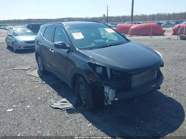 5NMZU3LBXHH033593 2017 HYUNDAI SANTA FE - Image 1