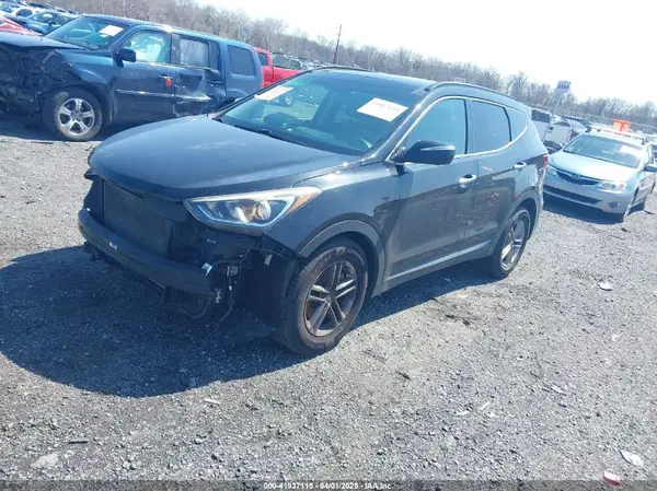5NMZU3LBXHH033593 2017 HYUNDAI SANTA FE - Image 2
