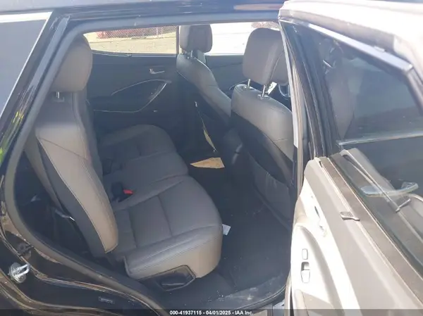 5NMZU3LBXHH033593 2017 HYUNDAI SANTA FE - Image 8