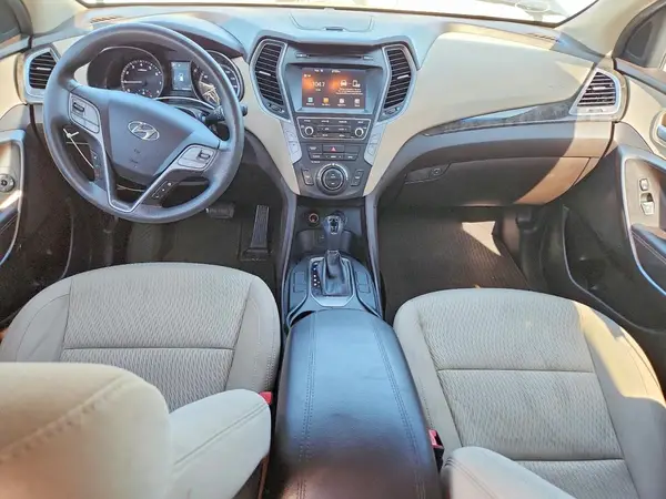 5NMZU3LBXHH036672 2017 HYUNDAI SANTA FE - Image 8