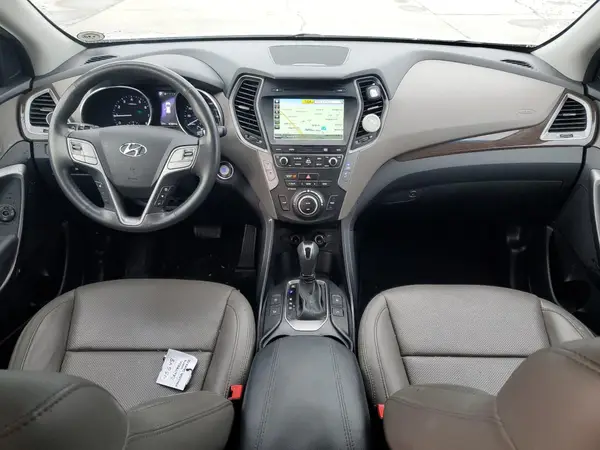 5NMZU3LBXHH047302 2017 HYUNDAI SANTA FE - Image 8