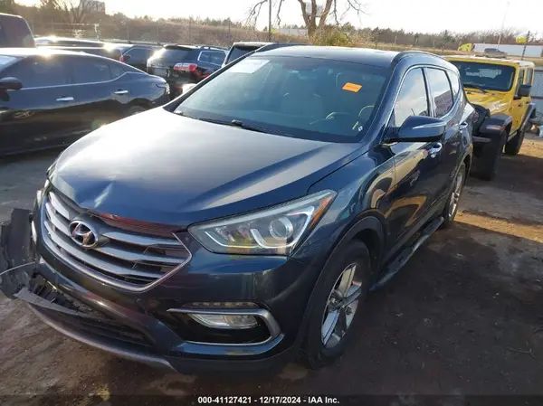 5NMZU3LBXHH051625 2017 HYUNDAI SANTA FE - Image 2