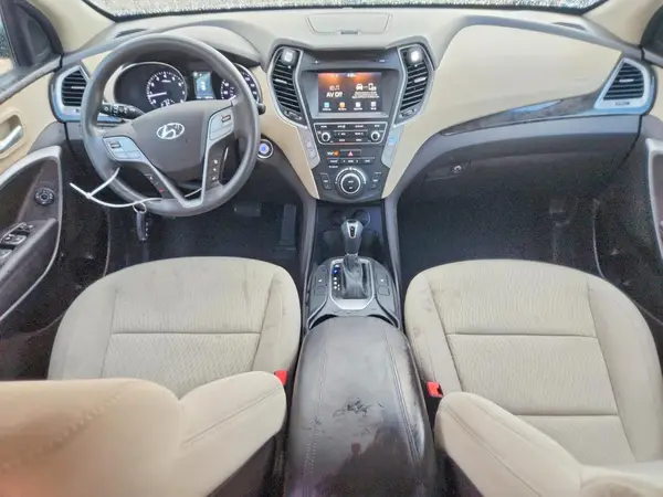 5NMZU3LBXHH051995 2017 HYUNDAI SANTA FE - Image 8