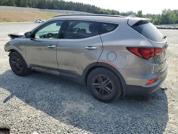 5NMZU3LBXJH065546 2018 HYUNDAI SANTA FE - Image 2