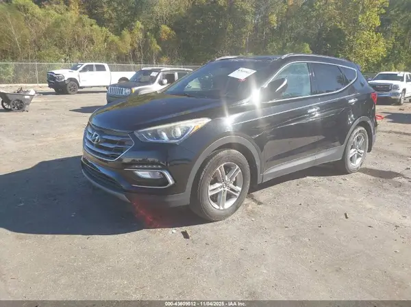 5NMZU3LBXJH072139 2018 HYUNDAI SANTA FE - Image 2