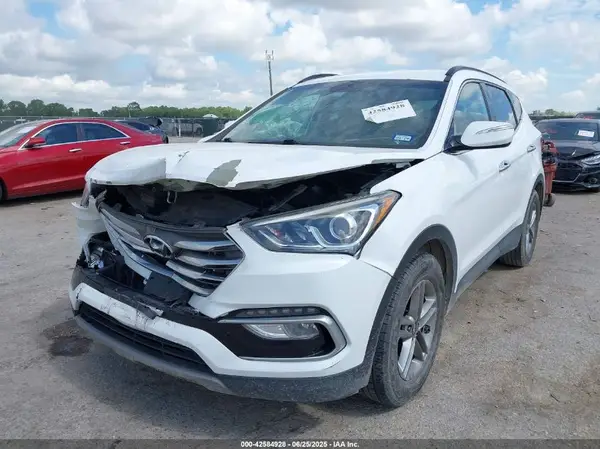 5NMZU3LBXJH097297 2018 HYUNDAI SANTA FE - Image 2
