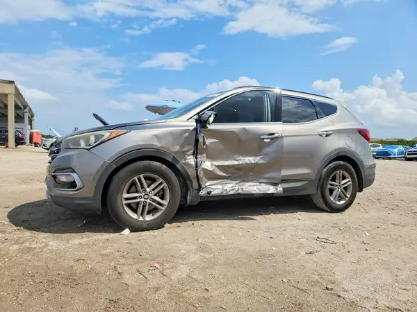 5NMZU3LBXJH100683 2018 HYUNDAI SANTA FE - Image 1