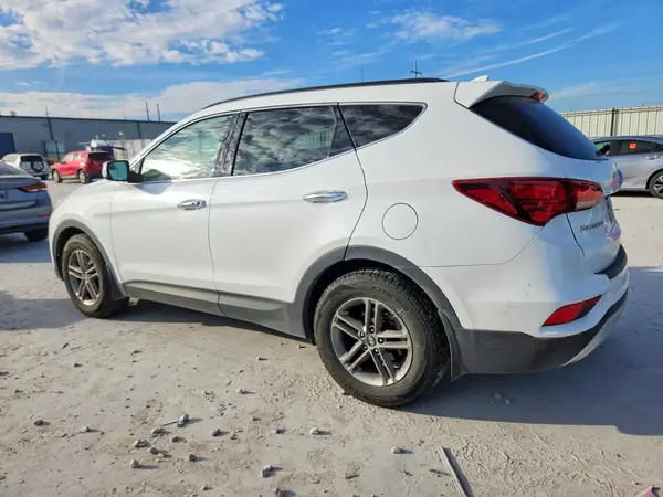 5NMZU3LBXJH105480 2018 HYUNDAI SANTA FE - Image 2