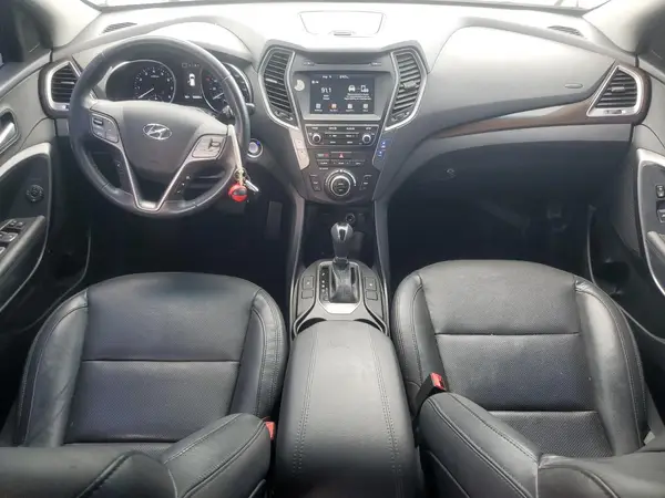 5NMZU4LA6HH044667 2017 HYUNDAI SANTA FE - Image 8