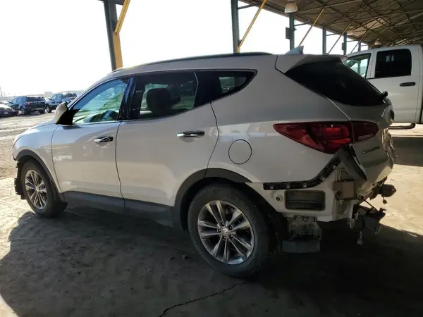 5NMZU4LA6JH077416 2018 HYUNDAI SANTA FE - Image 2
