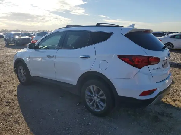 5NMZU4LA7HH044760 2017 HYUNDAI SANTA FE - Image 2