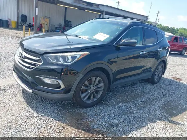 5NMZU4LA7JH074606 2018 HYUNDAI SANTA FE - Image 2