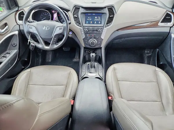 5NMZU4LA9HH038006 2017 HYUNDAI SANTA FE - Image 8