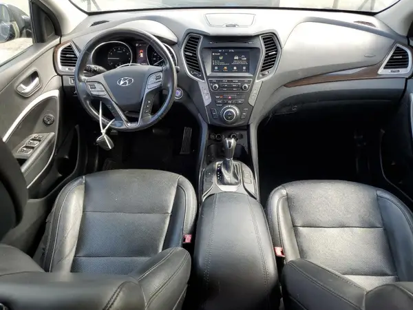 5NMZU4LA9HH039205 2017 HYUNDAI SANTA FE - Image 8