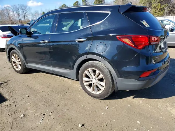 5NMZU4LA9JH073831 2018 HYUNDAI SANTA FE - Image 2
