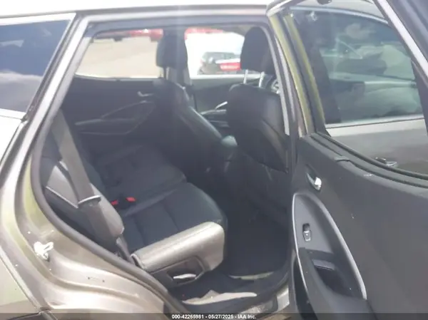 5NMZU4LAXJH057363 2018 HYUNDAI SANTA FE - Image 8