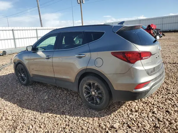 5NMZU4LAXJH076446 2018 HYUNDAI SANTA FE - Image 2
