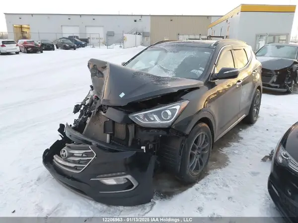 5NMZUDLA1JH068607 2018 HYUNDAI SANTA FE - Image 2