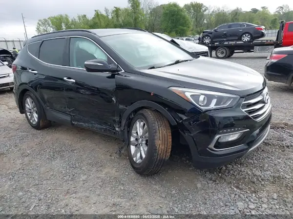 5NMZUDLA3JH057978 2018 HYUNDAI SANTA FE - Image 1