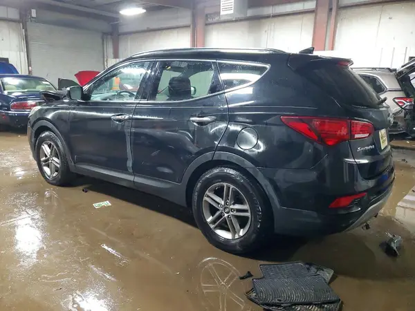 5NMZUDLB0HH032149 2017 HYUNDAI SANTA FE - Image 2