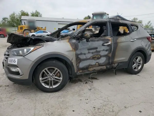 5NMZUDLB0HH042101 2017 HYUNDAI SANTA FE - Image 1