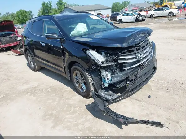 5NMZUDLB0JH067196 2018 HYUNDAI SANTA FE - Image 1