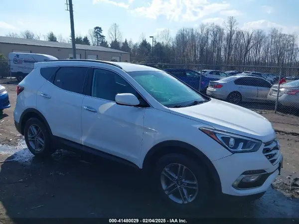 5NMZUDLB1HH006871 2017 HYUNDAI SANTA FE - Image 1