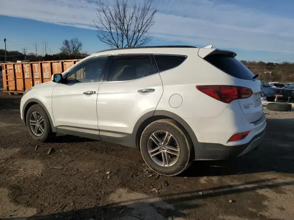 5NMZUDLB1HH008460 2017 HYUNDAI SANTA FE - Image 2