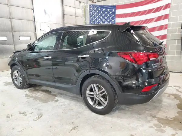 5NMZUDLB1HH022813 2017 HYUNDAI SANTA FE - Image 2