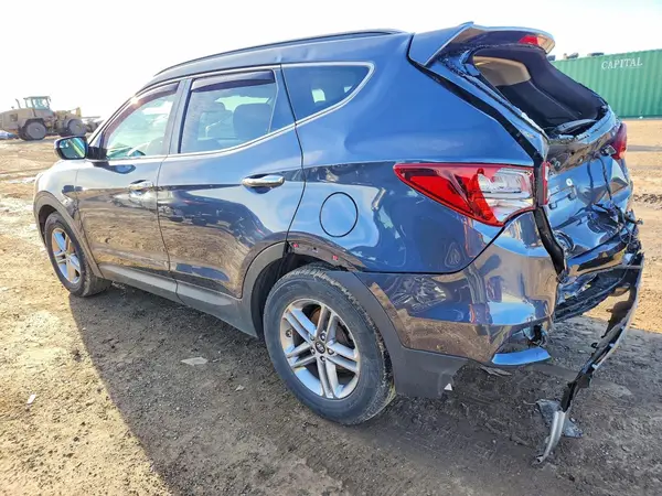 5NMZUDLB1HH027140 2017 HYUNDAI SANTA FE - Image 2