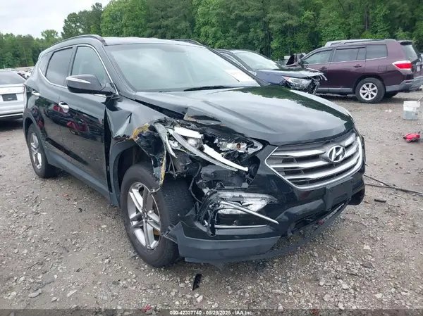 5NMZUDLB1HH034699 2017 HYUNDAI SANTA FE - Image 1