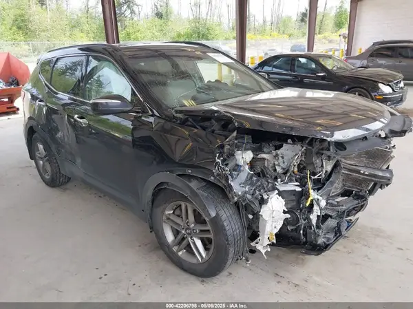 5NMZUDLB1HH036484 2017 HYUNDAI SANTA FE - Image 1