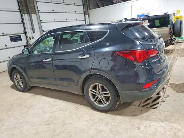 5NMZUDLB1HH037232 2017 HYUNDAI SANTA FE - Image 2