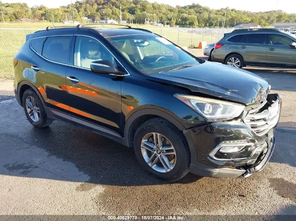 5NMZUDLB1HH050840 2017 HYUNDAI SANTA FE - Image 1