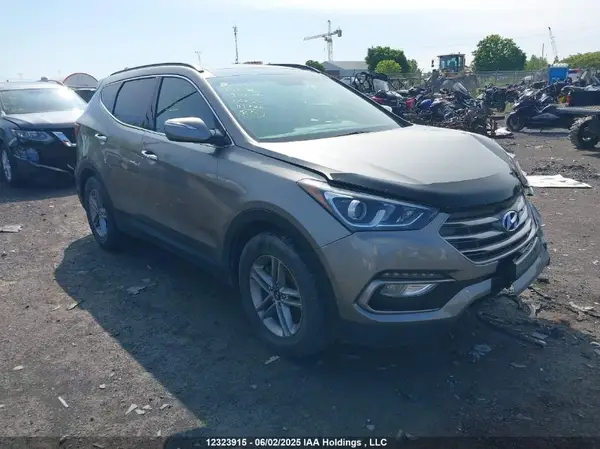 5NMZUDLB1JH060533 2018 HYUNDAI SANTA FE - Image 1