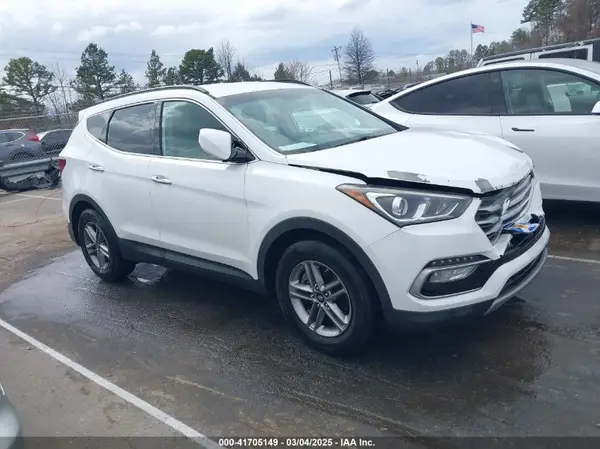 5NMZUDLB2HH009777 2017 HYUNDAI SANTA FE - Image 1