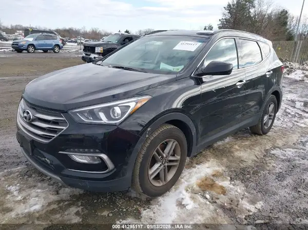 5NMZUDLB2HH014090 2017 HYUNDAI SANTA FE - Image 2