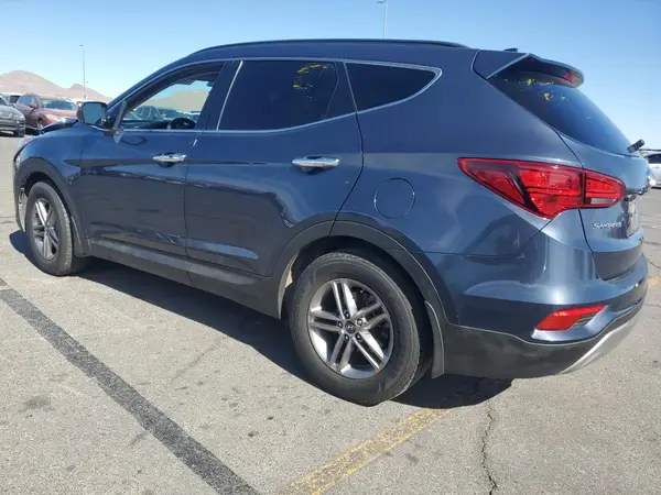 5NMZUDLB2HH014705 2017 HYUNDAI SANTA FE - Image 2