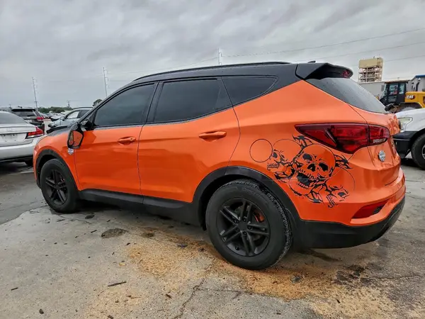 5NMZUDLB2HH047476 2017 HYUNDAI SANTA FE - Image 2