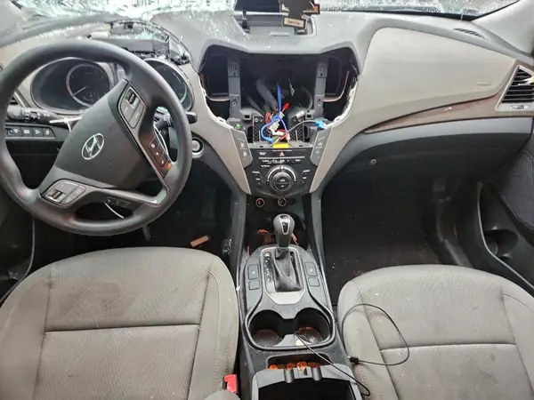 5NMZUDLB2HH047476 2017 HYUNDAI SANTA FE - Image 8