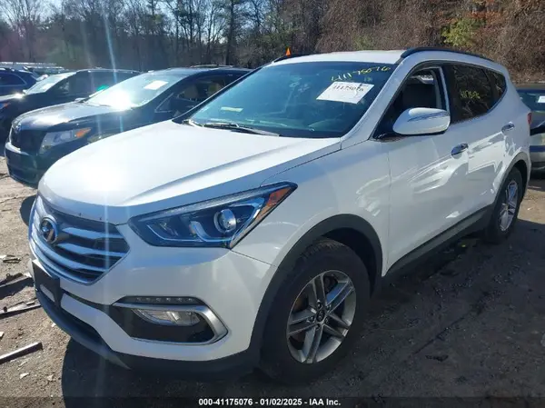 5NMZUDLB2JH104720 2018 HYUNDAI SANTA FE - Image 2
