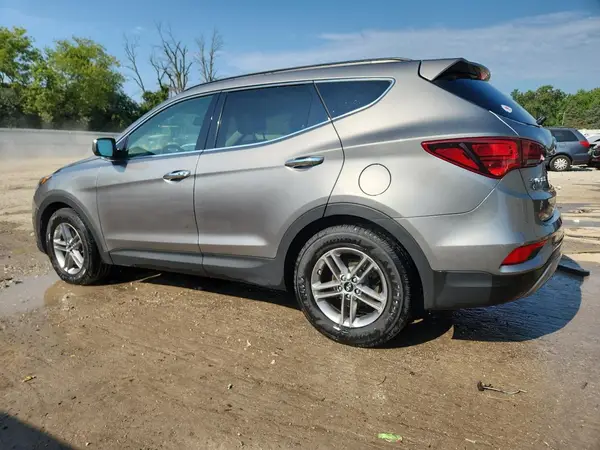 5NMZUDLB3HH026085 2017 HYUNDAI SANTA FE - Image 2
