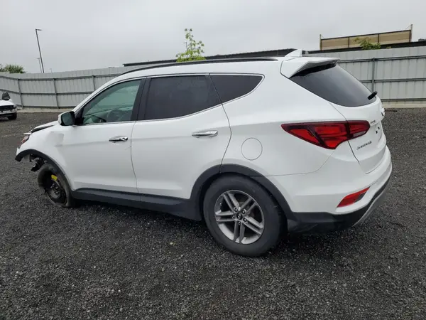 5NMZUDLB3HH030718 2017 HYUNDAI SANTA FE - Image 2