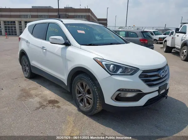 5NMZUDLB3HH038169 2017 HYUNDAI SANTA FE - Image 1