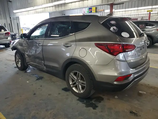 5NMZUDLB3JH061859 2018 HYUNDAI SANTA FE - Image 2